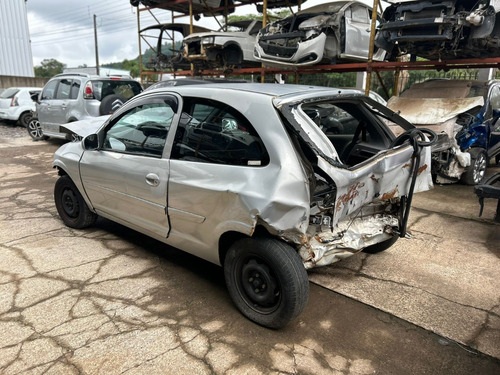 Gm Celta 1.0 60cvs Gasolina 2000/2001 2 Porta-para Peças