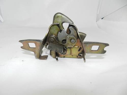 Fechadura Capô Vw Golf 1995 240395
