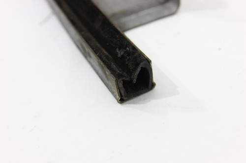 Guia Vidro Canaleta Porta Dianteira Ld Cherokee 93/98 (336)