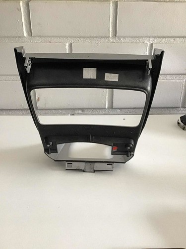 Moldura Console Central Câmbio Peugeot 307 07/12 19245 *