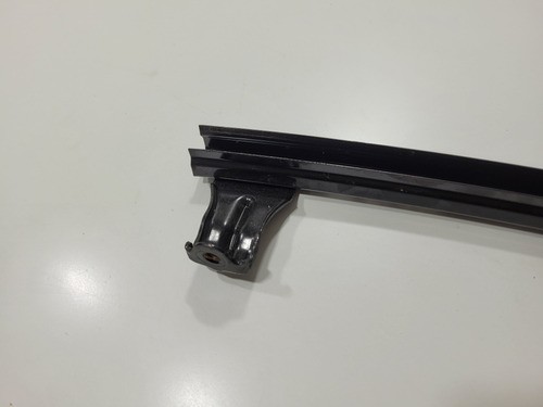 Canaleta Vidro Toyota Etios 2013/16 (r)