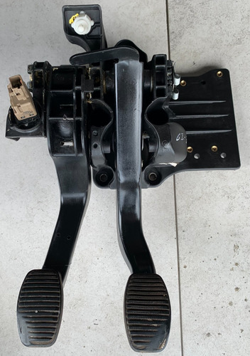 Pedaleira Freio Embreagem Fiat Doblô 02/09 3802230001 