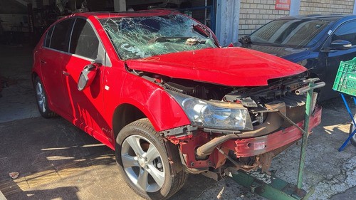 Sucata Chevrolet Cruze 2014 1.8 Automatico Retirada Peças