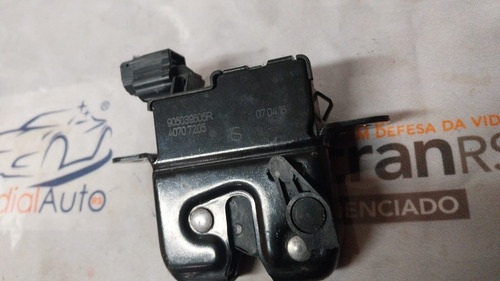 Fechadura Tampa Tras Renault Sandero 16/18 / 905039428r
