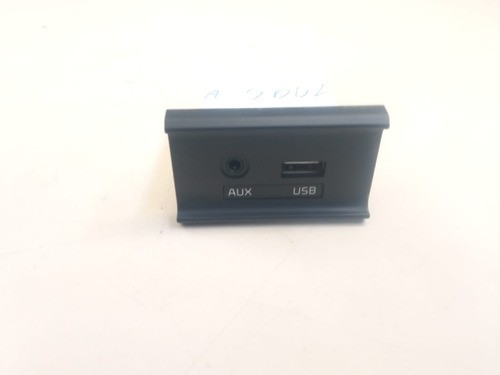 Botão Entrada Usb Auxiliar Kia Soul 2019