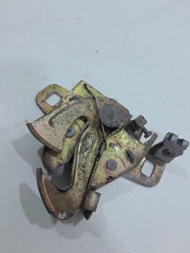 Fecho Inferior Capo Vw G3 G4 05/09 3258235071 (vj)