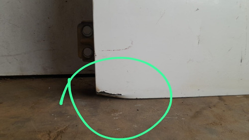 Porta Dianteira Esquerda Fiat Palio Wk Palio 08/13 Detalhe