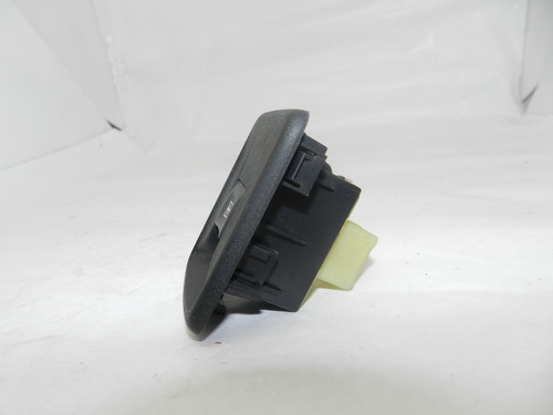 Botão Vidro Dianteiro Direito Renault Sandero Logan 14/20