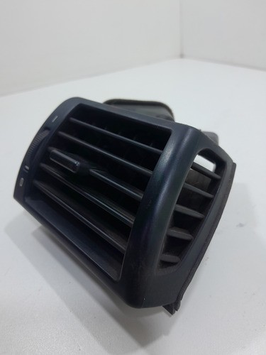 Difusor De Ar Lado Direito Bmw 328i 99/05 (vj)