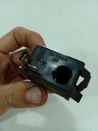 Botão Interruptor Desembaçador Vw Passat 1984 Zba959621 (m)