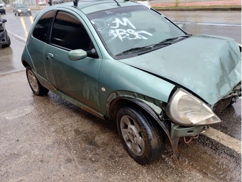 Sucata Ford Ka 2001 Xr 1.6 P/ Remoção Peças Motor Cambio Sus