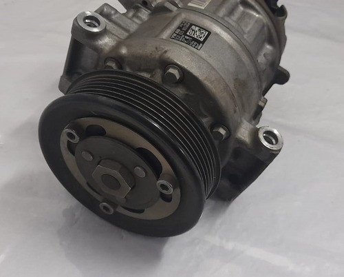 Compressor Ac Volkswagen Golf Highline Tsi 2015 - 5q0820803