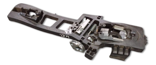 Suporte Maçaneta Dianteira Direita Ford Ka    24080