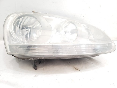 Farol Direito Volkswagen Jetta 2010 (detalhe) 