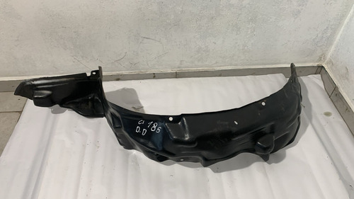 Para-barro Dianteiro Direito Toyota Corolla 98/02 Detalhe