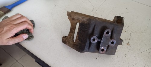 Suporte Alternador E Compressor De Ar Uno Fiasa