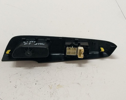 Comando Vidro Eletrico Traseiro Direito Etios 2012 A 2016