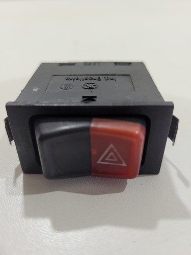 Botão Pisca Alerta Vw Santana 84/91 Zbc953235 (r)