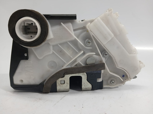 Fechadura Porta Dianteira Esquerda Toyota Prius 2012 A 2021