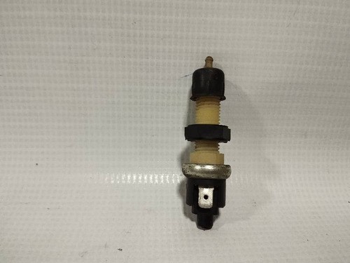 Sensor Unterruptor Pedal Freio Fiat Uno  2011 Usado