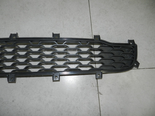 Grade Inferior Dianteira Fiat Strada Working 14/20 Detalhe