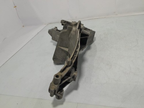 Suporte Alternador Renault Master 2006/2013 8201140538