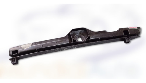 Guia Parachoque Dianteiro Esquerdo Toyota Hilux 05/15  23901