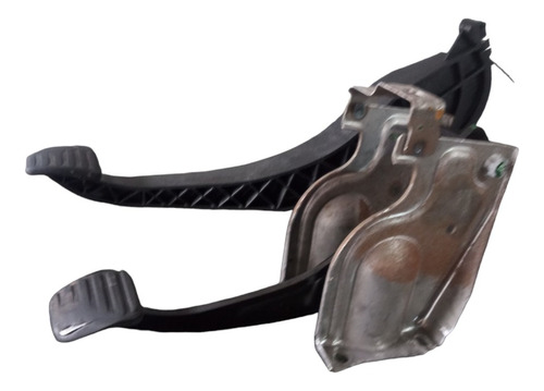 Pedaleira Pedal Embreagem Freio Renault Sandero Logan 08 13