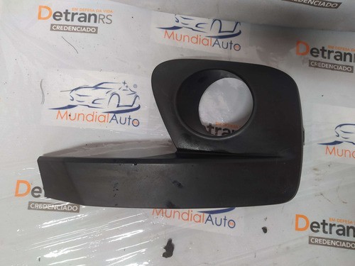 Moldura Farol De Milha Esquerdo Fiat Mobi 100227519  12116