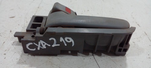 Maçaneta Interna D.e Toyota Hilux 2005/15 (r)