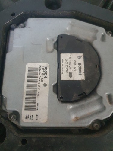 Radiador Eletro Mercedes Cls 350 / E200 / E220 / E280 15600