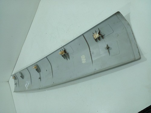 Moldura Traseira Teto Vw Polo 2000 6k5867617 (m)