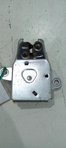 Fechadura Porta Malas Toyota Corolla 2005 (r)