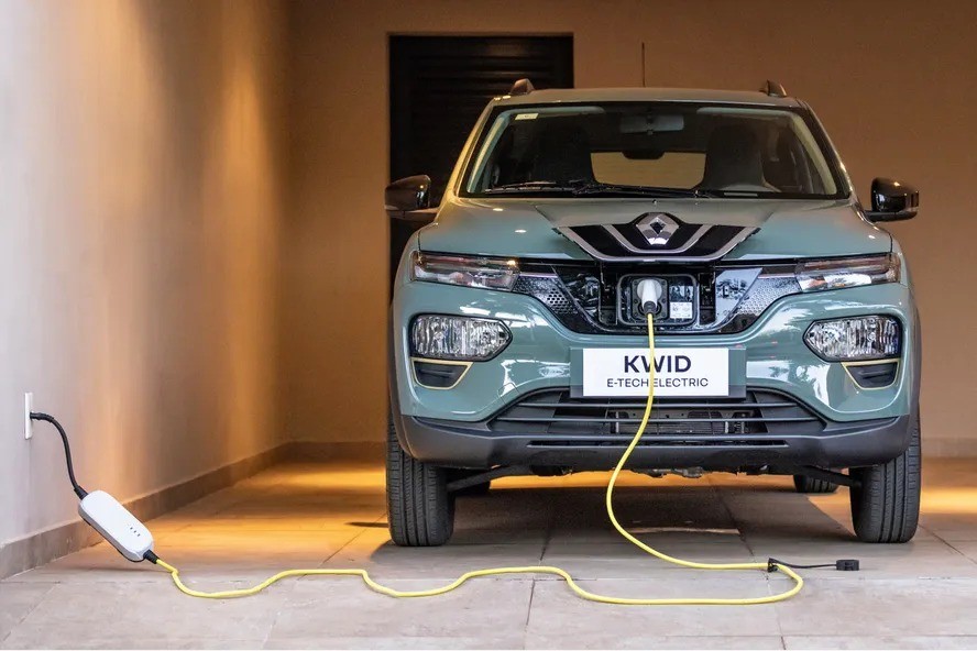 Quanto custa carregar um carro elétrico em casa?