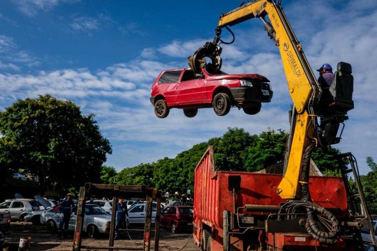 Saiba como é feito o reaproveitamento dos plásticos automotivos