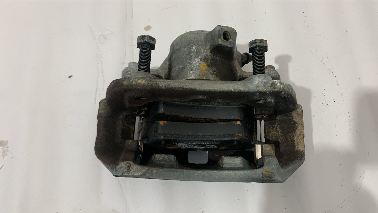 PINÇA FREIO DIANTEIRA ESQUERDA MERCEDES-BENZ C180K 1.8 16V 4C 2001 A 2006