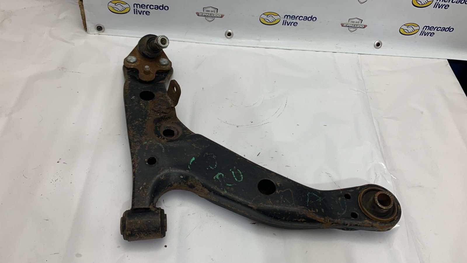 BALANÇA BANDEJA DIANTEIRA DIREITA TOYOTA COROLLA XEI 1.8 16V MANUAL 1998 A 2002