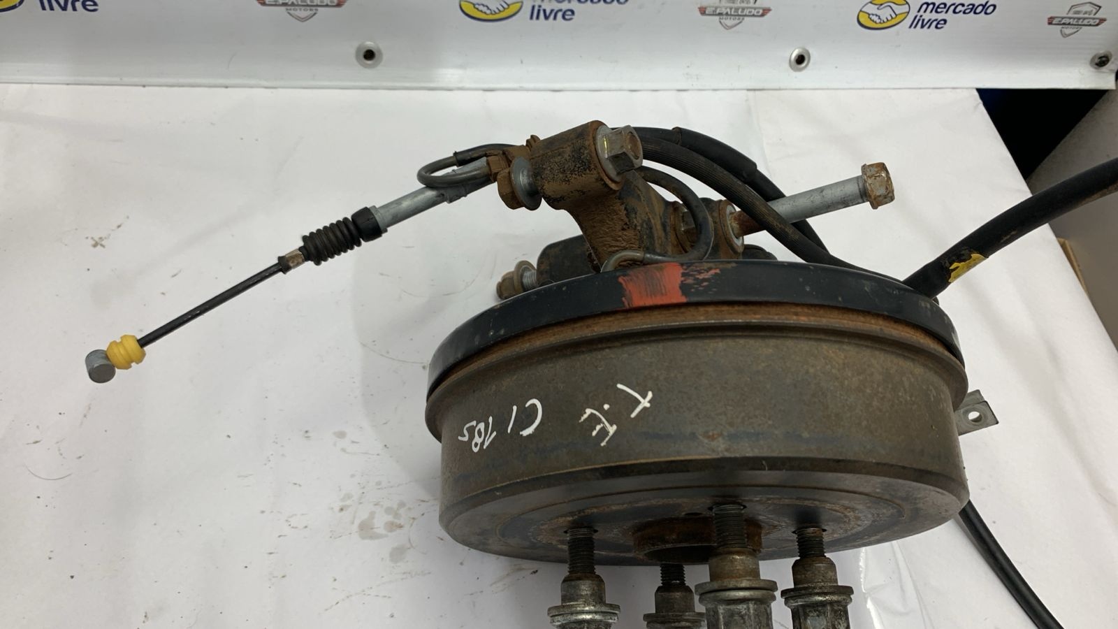 PONTA EIXO MONTANTE TRASEIRO ESQUERDO SEM ABS TOYOTA COROLLA XEI 1.8 16V MAN 1998 A 2002