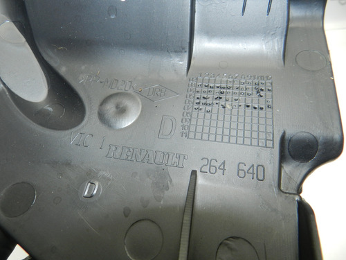 Capa Defletor Fechadura Dianteira Direita Megane Gt 07/13