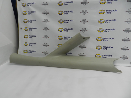 Acabamento Coluna Para-brisa Lado Direito Gm Zafira 01/12