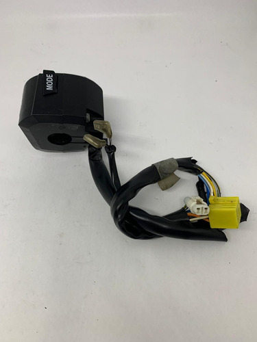 Chave De Luz Punho Esquerdo Gsx-r Srad 750 2016 C/detalhe Or