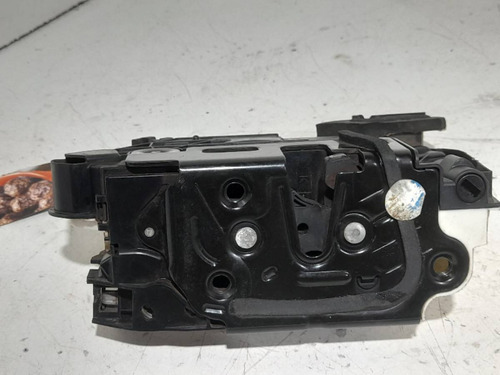 Fechadura Eletrica Porta Dianteira Direita Vw Jetta 2015