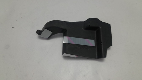 Vedador Capô Capuz Traseiro Direito Gm Spin 13/25 52031529