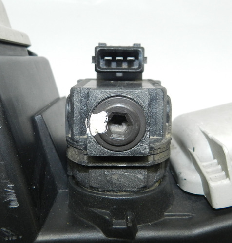 Farol Lado Direito Fiat Marea Sx 2002 Com Detalhes