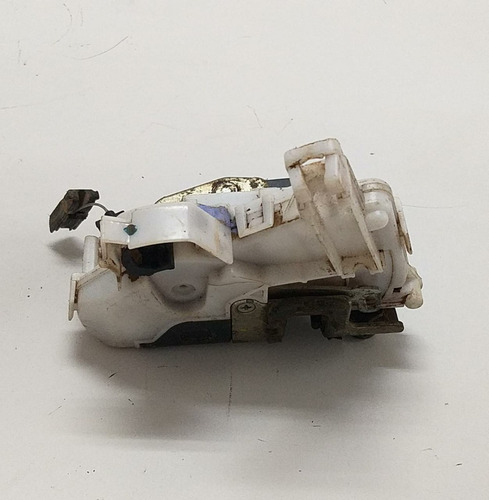 Fechadura Manual Dianteira Esquerda Vw Gol Fox G5 G6 G7