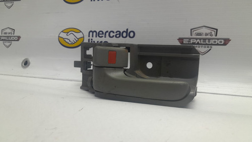 Maçaneta Interna Esquerda Cinza Toyota Corolla Hilux 03/08