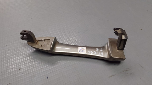 Maçaneta Externa Traseira Esquerda Ford Focus 01/08    18047