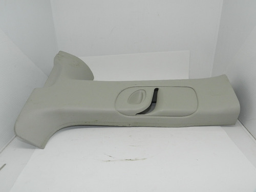 Acabamento Coluna Direita Gm Zafira 2002 A 2012 90579817