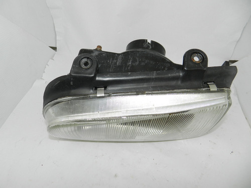 Farol Lado Esquerdo Arteb Vidro Vw Gol Bola G2 95/05 Detalhe