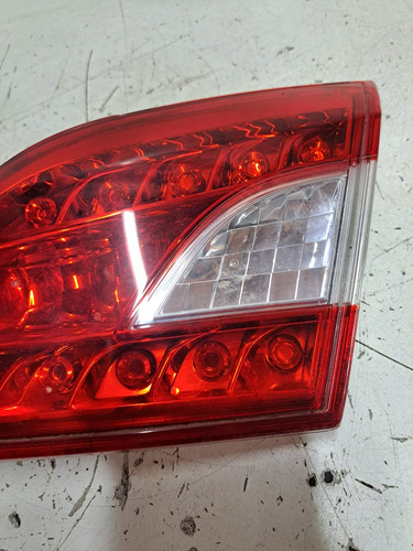 Lanterna Direita Tampa Traseira Nissan Sentra 2014 2015 2016